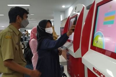 Anti Ribet! Ngurus KTP di Malang Bisa Sambil Jalan-jalan, Daerahmu Gimana?