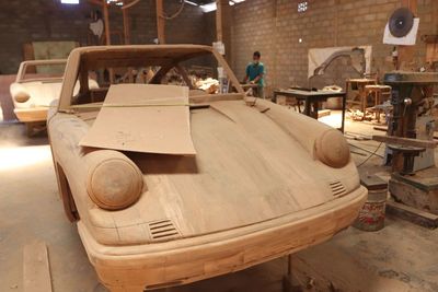 Mobil Sport Limbah Kayu Made In Indonesia Mendunia!