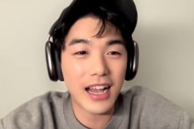 Eric Tampak Emosional Isyaratkan Come Back Gelar Tur Konser Dunia Selama 20 Hari