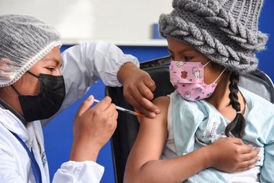 Presiden Brasil: Ada Kepentingan Terselubung di Balik Vaksinasi Covid-19 untuk Anak-anak?