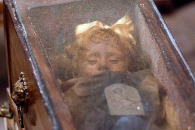 Bukan Boneka Arwah, Misteri Mumi Anak-anak di Sisilia Dijuluki Boneka Kecil Hidup