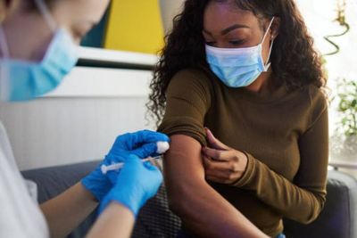 Benarkah Vaksin COVID-19 Dapat Memperlambat Siklus Menstruasi?