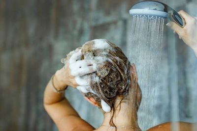 Jangan Asal, Ini 5 Tips Mandi untuk Kulit Lebih Sehat