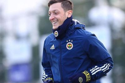 Eksklusif! Pernyataan Raffi Ahmad soal Isu Mesut Ozil Gabung Rans Cilegon FC