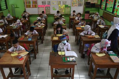 Ini Alasan Disdik DKI Jakarta Belum Hentikan PTM 100 Persen meski Kasus Omicron Melonjak