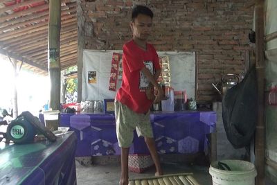 Tak Ingin Menyerah, Difabel Ini Bertahan Hidup di Tengah Pandemi Covid-19