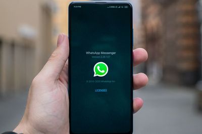 WhatsApp Rancang Fitur Voice Note Bisa Diputar di Mana pun
