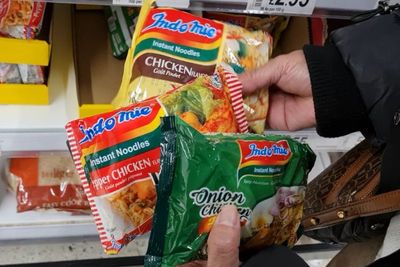 Dahsyat! Indomie Makin Menjamur di Eropa, Ada Buatan Serbia