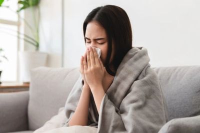 5 Pengobatan Tradisional Paling Aneh Ini Dipercaya Bisa Menghilangkan Flu, Benarkah?
