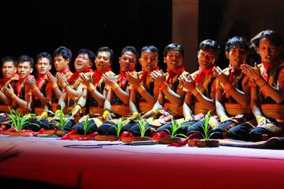 Pengertian Pola Lantai dalam Seni Tari serta Jenis dan Fungsinya