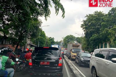 Foto-foto Kemacetan Parah di TB Simatupang