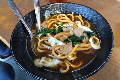 Murah Banget! Menunya Serba Goceng, Tapi Enggak Kaleng-kaleng!