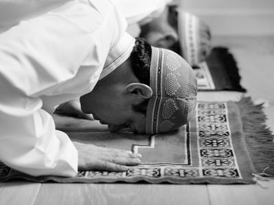 Tak Khusyuk saat Beribadah, Bisa Jadi Itu Ulah Khanzab: Setan yang Mengganggu Salat