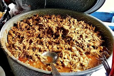 Langka, Mie Ayam tapi Berkuah Rendang? Gurihnya Nendang!