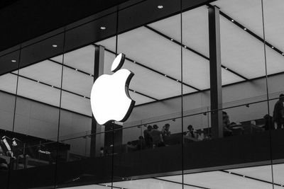 Vaksin Booster jadi Syarat Karyawan Apple Boleh WFO