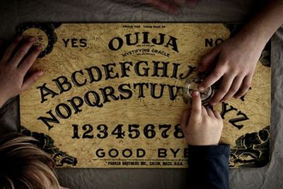 Selain Papan Ouija, Permainan Ini Juga Bisa Memanggil Hantu dari Belahan Dunia