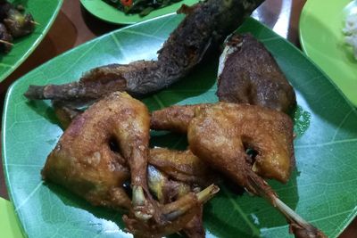 Bebek Goreng Joko Putra, Favoritnya Enzy Storia dan Desta! Apa Istimewanya?