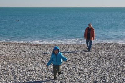 Pantai Ini Malah Ramai saat Musim Dingin, Jaraknya Sejam dari Istanbul!