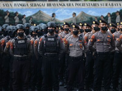 Cegah Konflik Monjok-Taliwang di NTB, Polisi Siagakan Ratusan Personel Bersenjata Lengkap