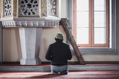 Doa Sholat Taubat Lengkap dengan Niat dan Tata Caranya