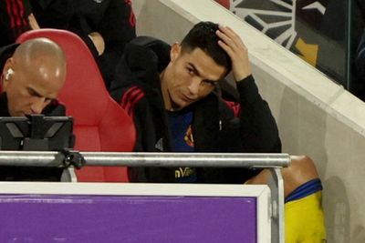 Pelatih MU Jadi Serba Salah, Pertandingan Mau Berakhir Tapi Ronaldo Tetap Ngambek Diganti