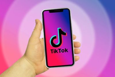 TikTok Sedang Uji Fitur Langganan Berbayar untuk Kreator