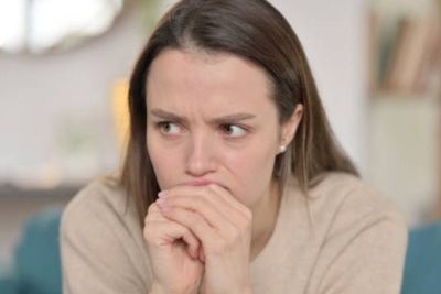 Selalu Pesimis, 3 Zodiak Ini Paling Gampang Minder dan Suka Mencela Diri Sendiri