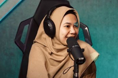 Penulis Novel Layangan Putus Eca Prasetya Beberkan Arti Dibalik Nama Mommy ASF