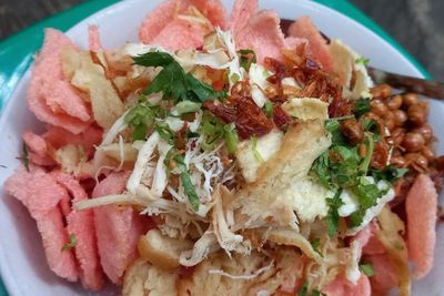 Bubur Ayam Palapa, Diserbu Warga Disukai Komika