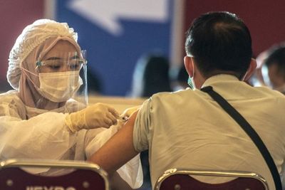 Usai 2 Pasien Omicron Meninggal Dunia, Pemerintah Diminta Kebut Vaksinasi