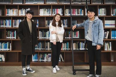 Pengen Kuliah di Korea dan Lebih Dekat dengan Idola K-Pop? Yuk Buru Beasiswa Ini