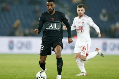 Kesulitan di PSG, Wijnaldum Hijrah ke Arsenal?