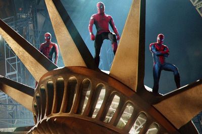 Potret Seni Digital Menakjubkan: 3 Spider-Man Melawan Green Goblin di No Way Home