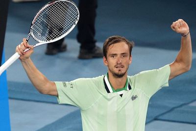 Viral Video Daniil Medvedev Marahi Wasit di Australian Open, Berujung Didenda Rp170 Juta
