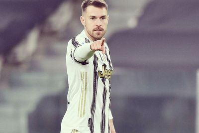 Tak Lagi Dibutuhkan, Juventus Berharap Aaron Ramsey Terima Wolves