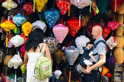 Romantis! Explore Kota Tua Sejuta Lampion, Jalan Kaki atau Naik Sepeda