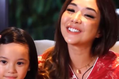 Video Gisel Rayakan Imlek dan Ngomong Bahasa Mandarin, Berharap Kebahagiaan Berlimpah