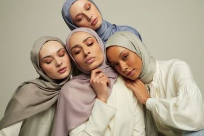 Tak Cuma Imlek, Hari Ini Hari Hijab Sedunia: Aksi Nyata Lawan Islamofobia dan Diskriminasi