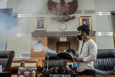 Banyak Kasus Covid-19, DPR Berencana Hentikan Sementara Kegiatan Kunjungan Kerja