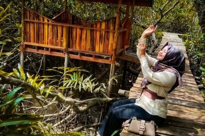 Cuma di Kota Ini Hutan Mangrove Tapi Enggak Dekat Pantai!