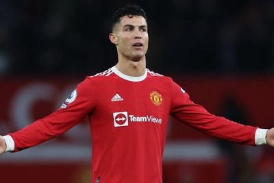 Tetap Bugar di Usia 37 Tahun, Ronaldo Disebut Jenius secara Fisik dan Mental