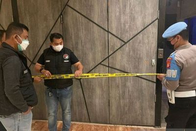 Langgar PPKM, Sebuah Bar di Jaksel Disegel Polisi