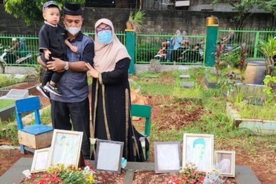 Takut Kecolongan, H Faisal Bawa Gala Sky ke Makam Vanessa-Bibi Sebelum Dipindahkan