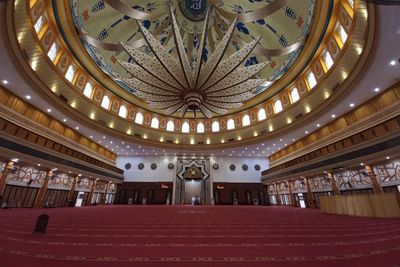 Explore Islamic Center di Pulau Seribu Masjid, Megah dengan 5 Menara Menjulang Tinggi