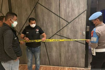 Lagi, Polda Metro Segel Bar di Kemang karena Langgar Jam Operasional