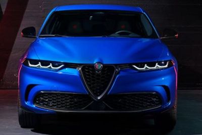 Alfa Romeo Tonale Panasi Pasar SUV Kompak Listrik