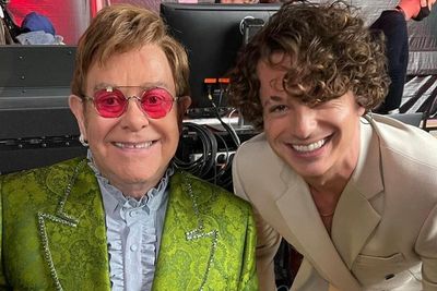 Lagunya Dikritik oleh Elton John, Charlie Puth: Emang Laguku Nggak Bagus!