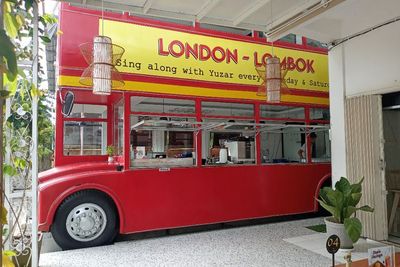 Sambut MotoGP Mandalika, Ada Restoran Boyong Bus Tingkat London ke Mataram!