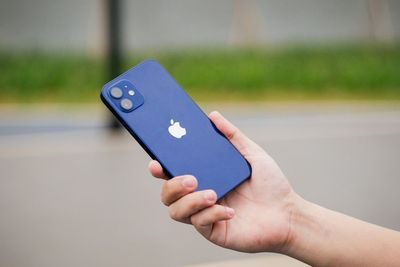 5 Cara Cek IMEI iPhone yang Resmi dan Ori dengan Mudah