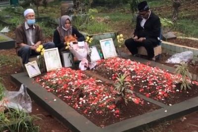 Aksi Tolak Pemindahan Makam Vanessa akan Terus Berlanjut: Sampai Doddy Bilang Tidak Jadi!